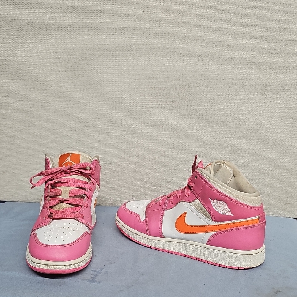 NIKE AIR JORDAN 1 MID PINKSICKLE SNEAKERS BFPM-09-077